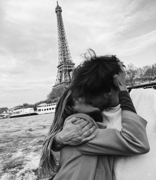 Объятия - это здоровье.