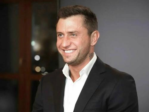 Я Разочаровался в Людях - 38-летний актёр Павел прилучный признался, что со временем его круг общения сильно сократился. 02