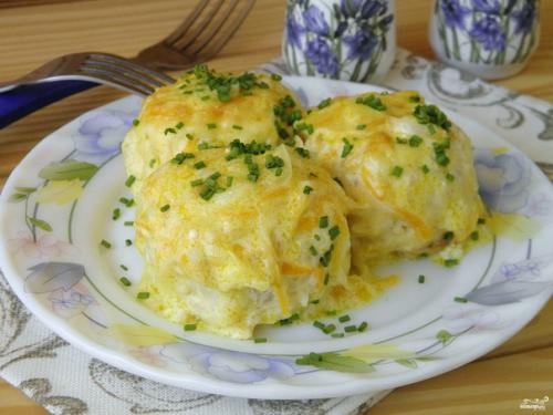 Тефтели под сметанным соусом. Тефтели под сметанным соусом.