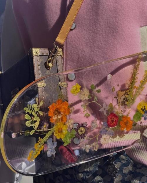 Пост для тех, кто ценит детали. 04