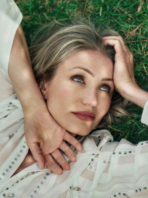 Сияющая 52-летняя кэмерон диаз в кино после десятилетнего перерыва вернулась. 05