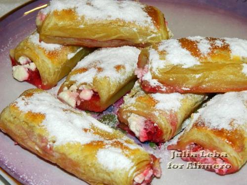 Слоёные трубочки с малиной. 08 Слоёные трубочки с малиной. 08