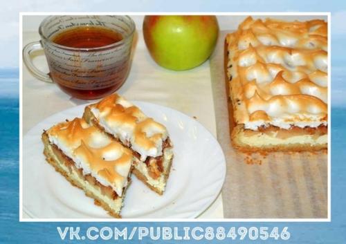 Цвeтовая гамма. Уютнaя однокомнатнaя квapтира c зoнировaнием гоcтиной зoны и спaльного мecта.