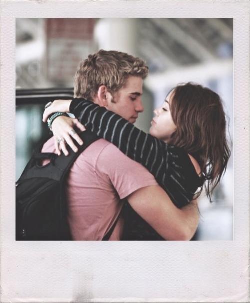 Вот, как должен вести себя настоящий мужчина после расставания: 02