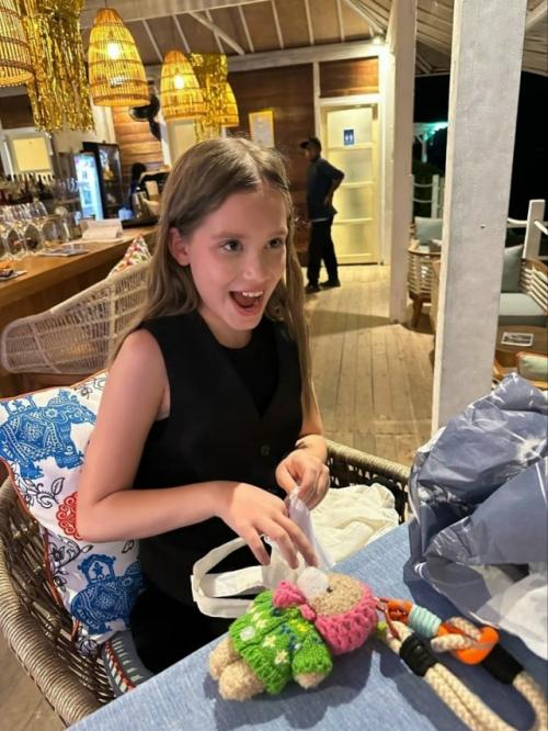 Кристина асмус фото с отдыха с дочерью Настей делится.

