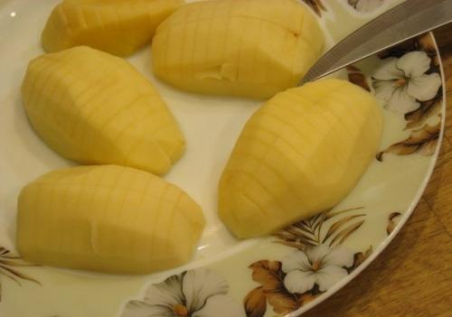 Вкуснейшая и простая жареная картошка. 01 Вкуснейшая и простая жареная картошка. 01