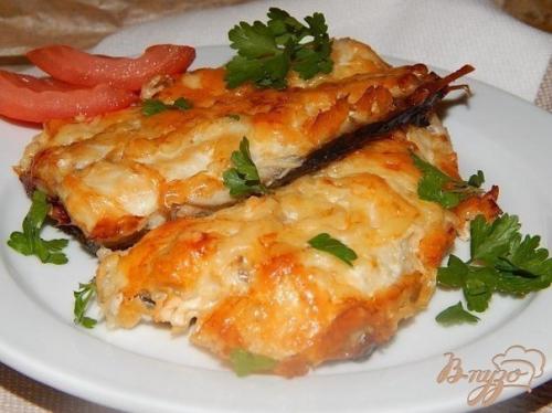 Скyмбрия под сыром в дyxовке.