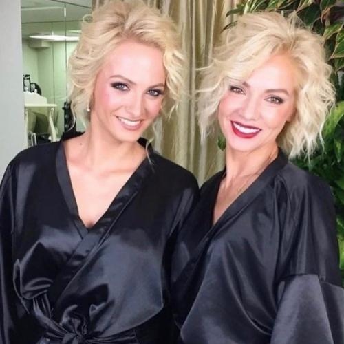 Актриса Полина максимова с мамой. 04