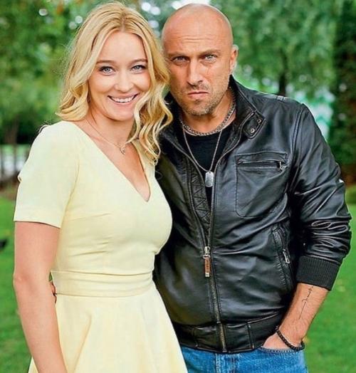 Актриса Полина максимова с мамой. 03