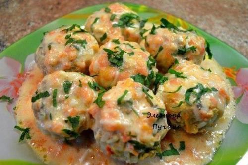 Ёжики.  Ингредиенты:  Фарш свиной 500 г.