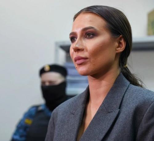 Состояние лерчек ухудшается: суд перенёс заседание, а поездка на лечение в Китай оказалась под вопросом. 02