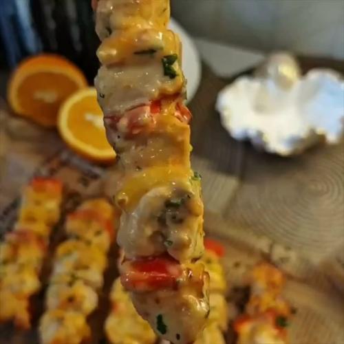 Тропические шашлычки.
Ингредиенты: 
