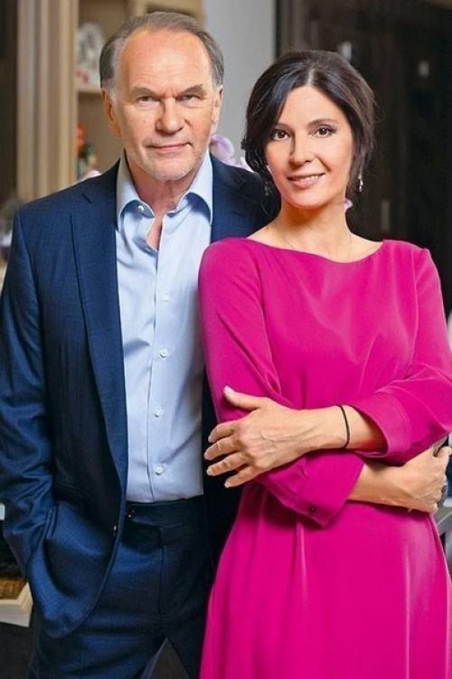 Пример крепкой семьи: Алексей Гуськов и Лидия вележева в браке уже более 30 лет. 02