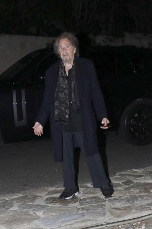 85-Летний аль пачино вышел в свет с новой молодой возлюбленной. 02