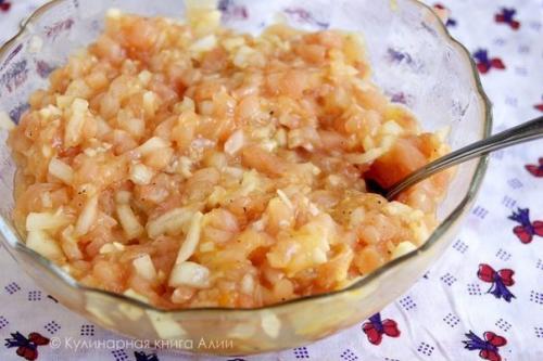 Куриные шарики в сырно - сливочном соусе. 03