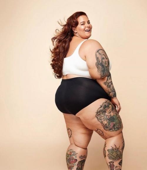 Оважном.  Знаменитая модель тесс холидей. 04