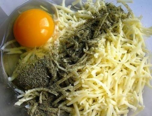 Запеканка из тертого картофеля с сыром и чесноком. 03