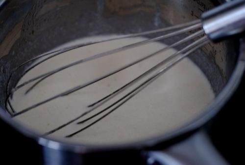 Форель под чесночным соусом, запеченая на картофельной Подушке. 03 Форель под чесночным соусом, запеченая на картофельной Подушке. 03