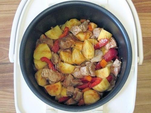 Жаркое в мультиварке.  Ингредиенты: 07 Жаркое в мультиварке.  Ингредиенты: 07