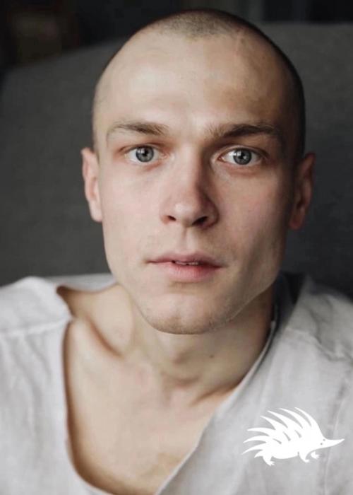 Турецкая актриса Ханде эрчел на пресс-конференции в Москве поделилась своей мечтой познакомиться с российским актёром Юрием Борисовым. 01