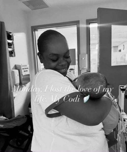 20 дней дома после месяцев борьбы: Снуп догг потерял маленькую внучку. 01