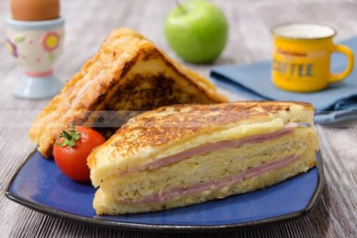 Горячий сендвич монте - Кристо. 04 Горячий сендвич монте - Кристо. 04