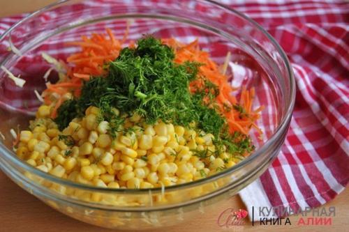 Салат с капустой, кукурузой и без майонеза. 04