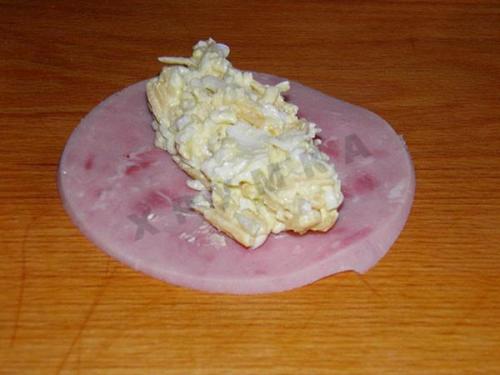 Ветчинные рулетики с сыром. 05