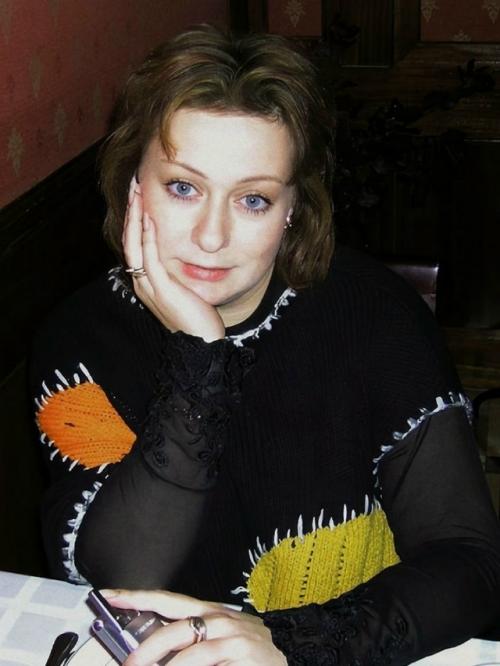 Народная артистка Мария Аронова призналась, что в молодости очень комплексовала из-за внешности. 01