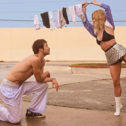 Сидни Суини снялась в рекламной кампании своего бренда нижнего белья Syrn сезона весна/лето 2026. 02