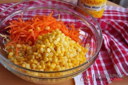 Салат с капустой, кукурузой и без майонеза. 03