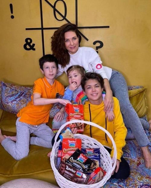 Екатерина Климова не только замечательная актриса, но и многодетная мать и просто прекрасная женщина! 02