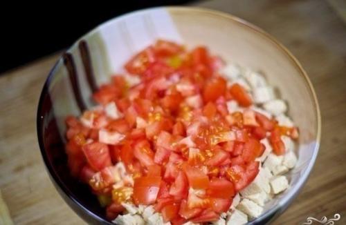 Салат с курицей и овощами. 01