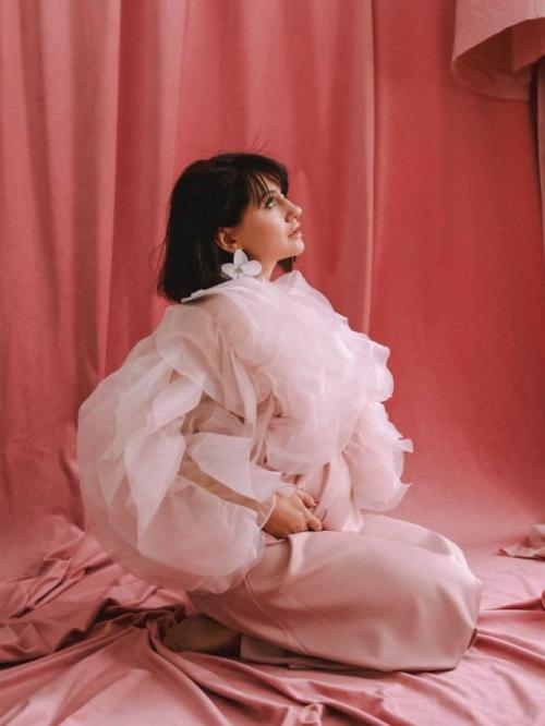 Экс - ранетка находится на третьем месяце беременности. 01