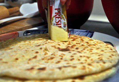 Хичины.  Хичины это вкуснейшее кавказское блюдо, которое очень распространено в Кабардино-балкарии. 01 Хичины.  Хичины это вкуснейшее кавказское блюдо, которое очень распространено в Кабардино-балкарии. 01