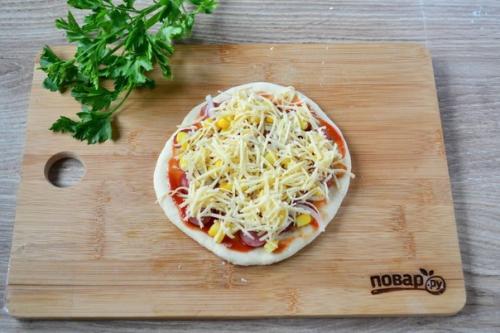 Мини - пиццы.  Ингредиенты: 04