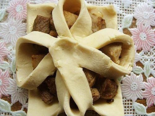 Пирожки в слоеном тесте. 04