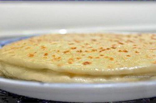 Хичины.  Хичины это вкуснейшее кавказское блюдо, которое очень распространено в Кабардино-балкарии. Хичины.  Хичины это вкуснейшее кавказское блюдо, которое очень распространено в Кабардино-балкарии.