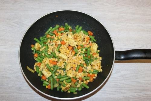 Рис с курицей и фасолью. 01