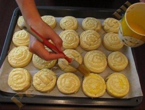 Творожные завитушки в сметанной заливке. 04 Творожные завитушки в сметанной заливке. 04