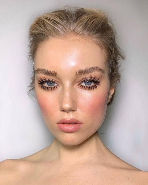 В моде ретро макияж! 03