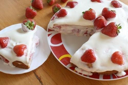 Торт Клубника.  Ингредиенты: