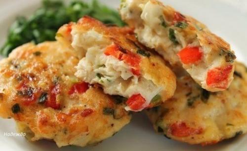 Диетические котлеты.

Ингредиенты: 

