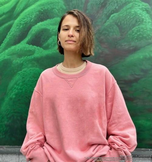 Любовь Аксенова объяснила, почему не любит сниматься в постельных сценах.
