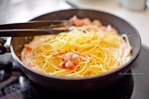 Паста Карбонара.  Ингредиенты: 04