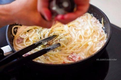 Паста Карбонара.  Ингредиенты: