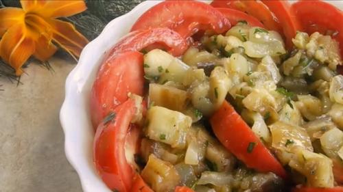 Острый салат с баклажанами По-корейски.