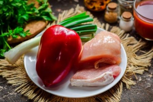 Фаршированный перец в томатном соусе. 01 Фаршированный перец в томатном соусе. 01