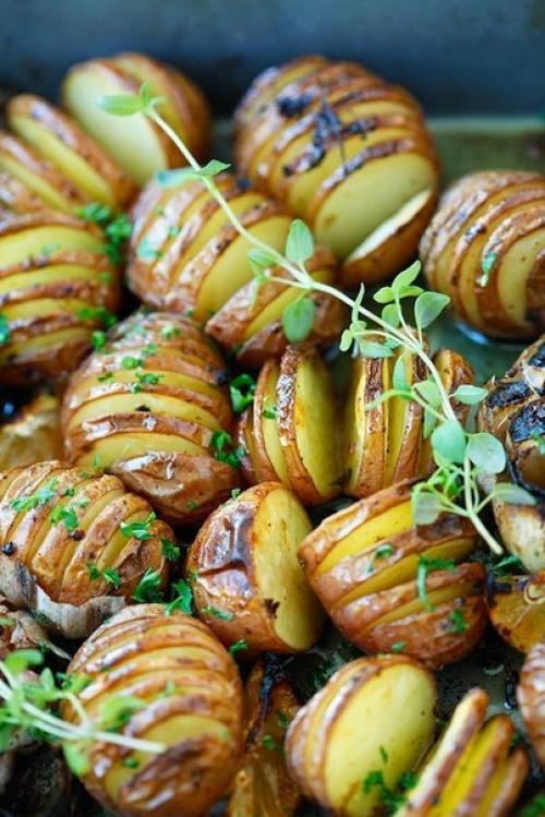Картофель запеченный с чесноком. 05 Картофель запеченный с чесноком. 05