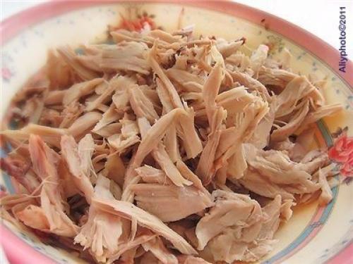 Наивкуснейший салат!   Ох, и вкуснючий салатик я нашла на просторах инета. 03